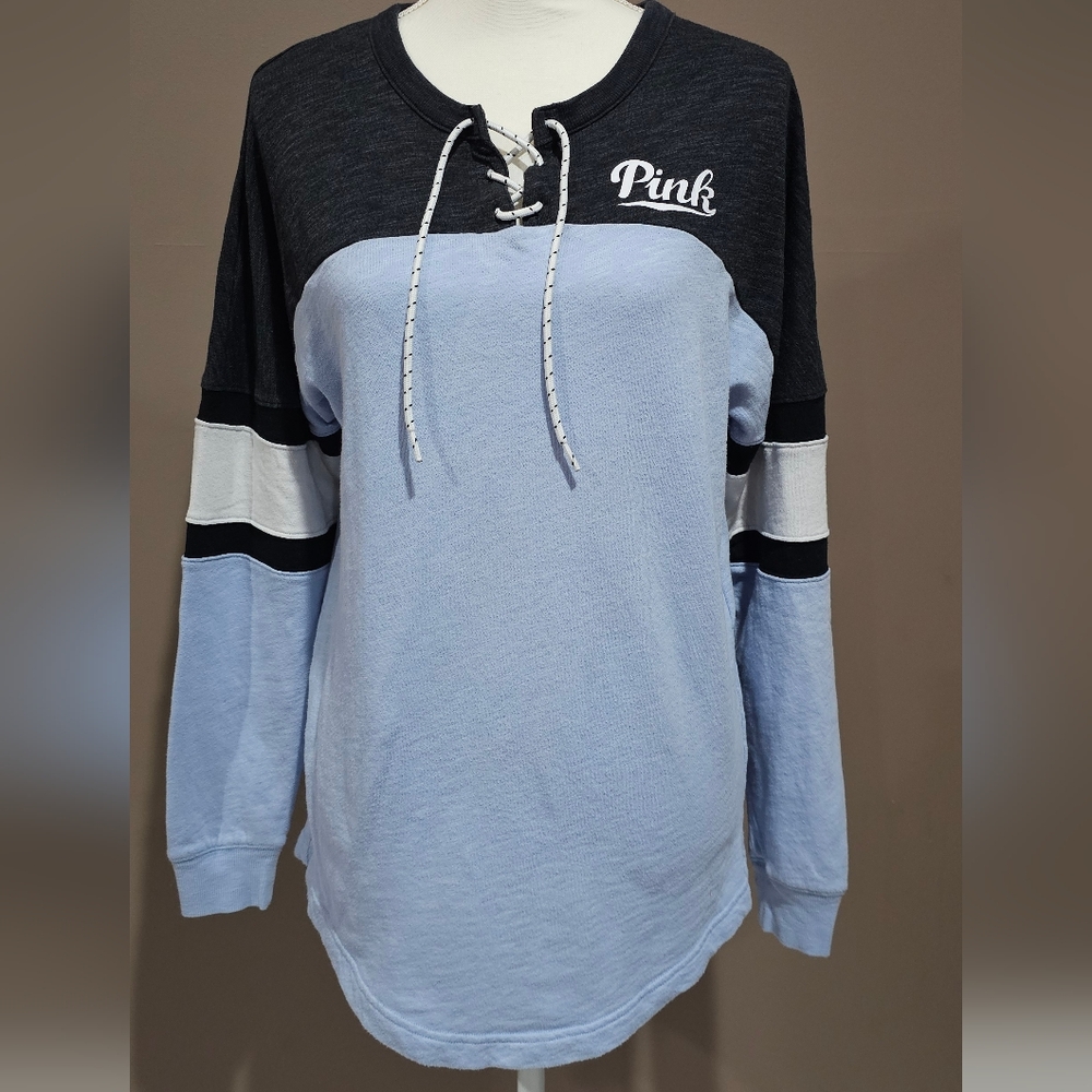 VS PINK Sweatshirt size Small